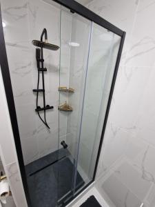 Ένα μπάνιο στο Apartment SONKA Donovaly +39 φωτογραφίες