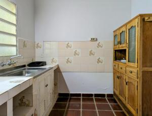 Kuchyň nebo kuchyňský kout v ubytování Un Oasis Natural a Minutos de Asunción