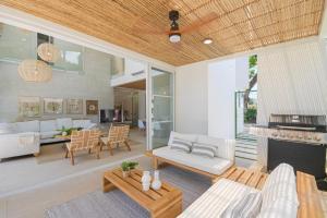 Η κουζίνα ή μικρή κουζίνα στο Villa Calula