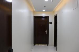 Fotografija v galeriji nastanitve فندق كنوز العنود مكة للغرف والشقق المفروشة توصيل مجاني للحرم - Knoz Al Anood Hotel Makkah For Furnished Rooms and Apartments Free Shuttle Service v Meki
