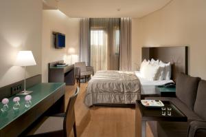 Posteľ alebo postele v izbe v ubytovaní O&B Athens Boutique Hotel + 37 fotografií