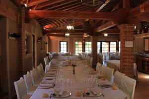 Restaurace v ubytování Hotel Venta Magullo