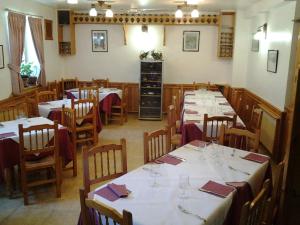 Restorāns vai citas vietas, kur ieturēt maltīti, naktsmītnē Villa Maria