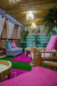 Posezení v ubytování Riad MSholidays jacuzzi privatisé Marrakech