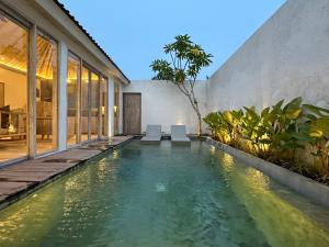 BoBos Villa Echoの敷地内または近くにあるプール