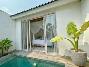 BoBos Villa Echoの敷地内または近くにあるプール