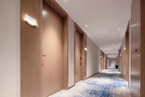 Foto dalla galleria di 宜尚酒店黄石北站团城山万达店 a Huangshi