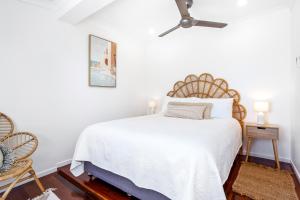 Postel nebo postele na pokoji v ubytování Beachfront Retreat Yeppoon