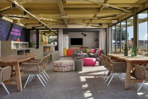 Posezení v ubytování Moxy Athens City