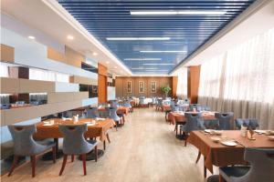 Restaurace v ubytování 东航燕归楼商务酒店
