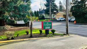 Zahrada ubytování Evergreen Inn & Suites Portland