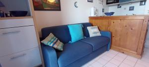 Kuchyňa alebo kuchynka v ubytovaní 4RB86 Appartement type T2 cabine dans résidence bord de mer à Collioure