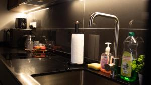 Kuchyň nebo kuchyňský kout v ubytování Axon Residence KLCC - LM HOME