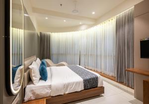 The Zuree Hotel客房内的一张或多张床位