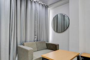 Posezení v ubytování Hotel Down Town - Noida Sector 15