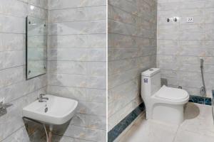 Koupelna v ubytování Hotel Down Town - Noida Sector 15