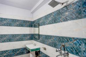 Koupelna v ubytování Hotel Down Town - Noida Sector 15