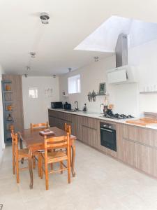 Cucina o angolo cottura di La Maison Gavraise
