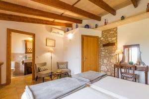 Postel nebo postele na pokoji v ubytování Sa Carrotja - Adults Only + 37 fotografií