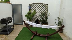 Vonkajšia záhrada v ubytovaní Apartamento EL REAL - Espartinas - SEVILLA