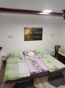 Posteľ alebo postele v izbe v ubytovaní Studio apartman Sonja