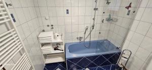 Ένα μπάνιο στο Apartman Alma +8 φωτογραφίες