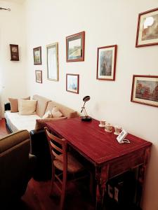 Istumisnurk majutusasutuses Šomin lagum - Guest house