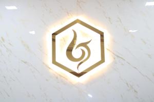 Certifikát, hodnocení, plakát nebo jiný dokument vystavený v ubytování UJ Pallazzio - Business Class Luxury Hotel