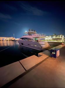 Foto de la galería de Laten Suites Prince Sultan en Yeda