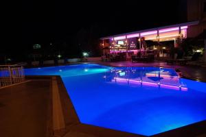 Bazén v ubytování Tunacan Hotel nebo v jeho okolí