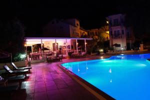 Bazén v ubytování Tunacan Hotel nebo v jeho okolí