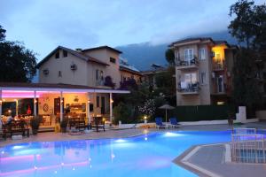 Bazén v ubytování Tunacan Hotel nebo v jeho okolí