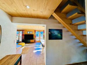 TV a/nebo společenská místnost v ubytování Chalet EVEREST