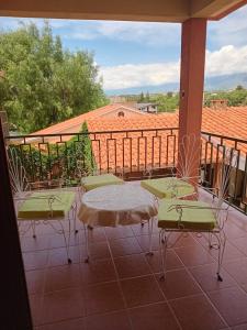 Balkón nebo terasa v ubytování Departamento amoblado en segundo piso