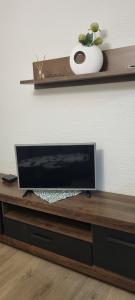 TV a/nebo společenská místnost v ubytování Apartman Ambrak č.3 + 13 fotografií