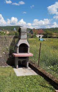 Příroda nedaleko prázdninového domu + 20 fotografií