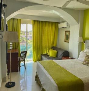 Postel nebo postele na pokoji v ubytování Nilka Hotel Boutique