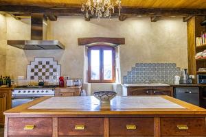 Foto dalla galleria di Le Dormeur du Val - Conques a Conques