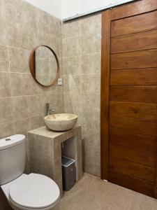 Koupelna v ubytování Bayedan Homestay