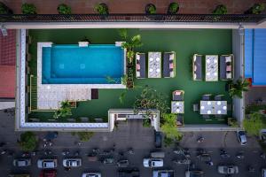 Bazén v ubytování Vrest Hotel nebo v jeho okolí