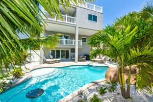 Hồ bơi trong/gần Aloft on Canal