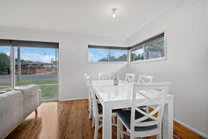 Kép Morgan Abode - Walk to CBD, Modern Escape szállásáról Wagga Waggában a galériában