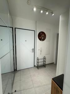 Fotografie z fotogalerie ubytování Cozy studio with a balcony v Praze