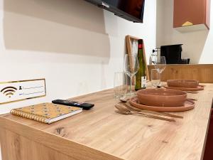 Telewizja i/lub zestaw kina domowego w obiekcie Suite Ruby