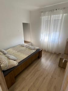 Fotografia z galérie ubytovania Balatonalmádi Kazinczy apartman v destinácii Balatonalmádi