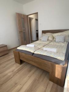 Fotografia z galérie ubytovania Balatonalmádi Kazinczy apartman v destinácii Balatonalmádi