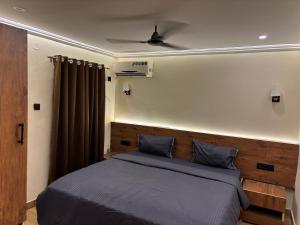 Ariv comforts baga客房内的一张或多张床位