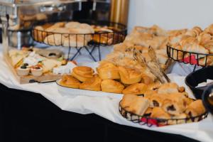 Makanan di atau berdekatan hotel