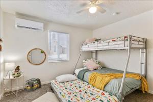 Gallery image of 5 Mins off i15 Pickle Ball Courts Close By in Bountiful