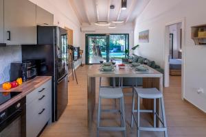 ครัวหรือมุมครัวของ Galene Eco Luxury Villas +105 ภาพ